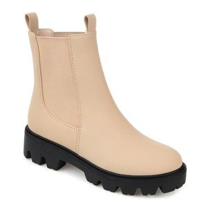 Journee Collection Ivette Chelsea Boot